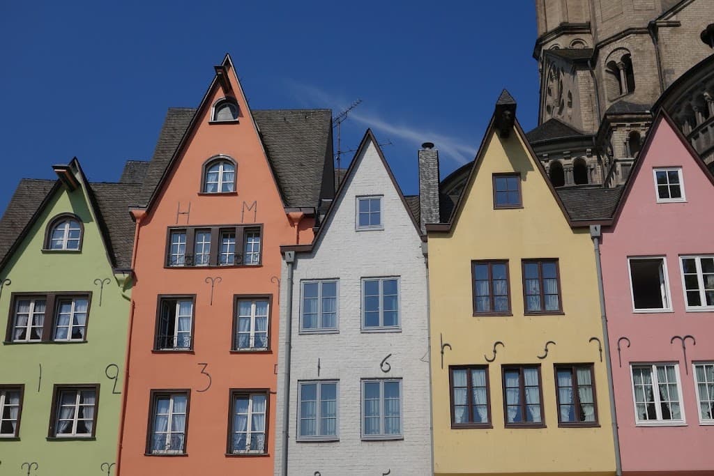 Sibylle Haas DIE IMMOBILIENGUTACHTERIN | nach DIN EN ISO IEC 17024 zert. Immobiliensachverständige in KÖLN